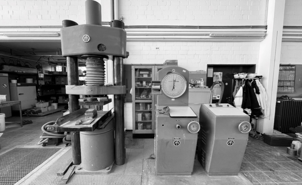 Bildschirmfoto 2021-02-18 um 19.19.40